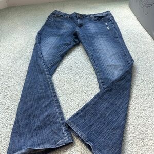 Yaso jeans
